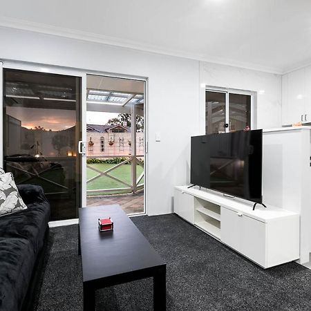 12 Streeton Promenade Perth Exterior foto